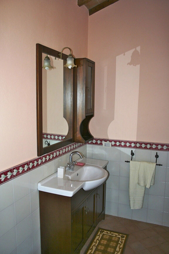 Bathroom 4, Villa Orizzonte, Perugia