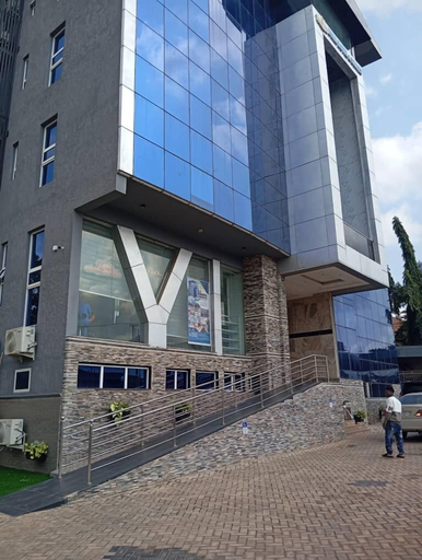 Exterior & Views 2, Ryan Hotel and Suites Limited, Abakalik