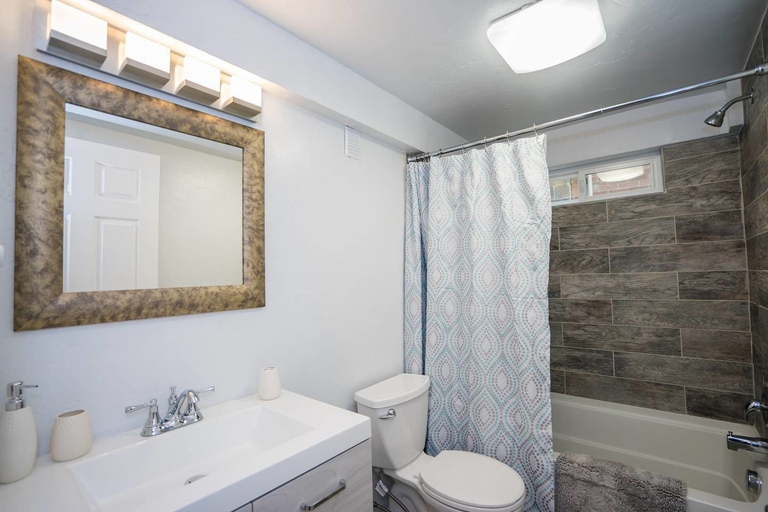 Bathroom, The Pearl Place in Wash Park West, Denver