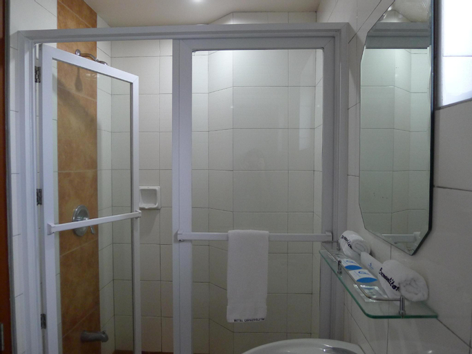 Bathroom 4
