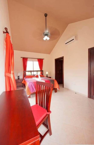 Bedroom 2, Privacy and Comfort Luxury 6 Bedroom Villa, Sosua