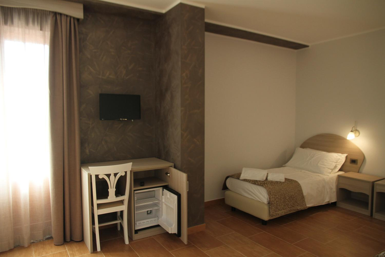 Others 2, Monte San Giovanni-Nebrodi Rooms, Messina