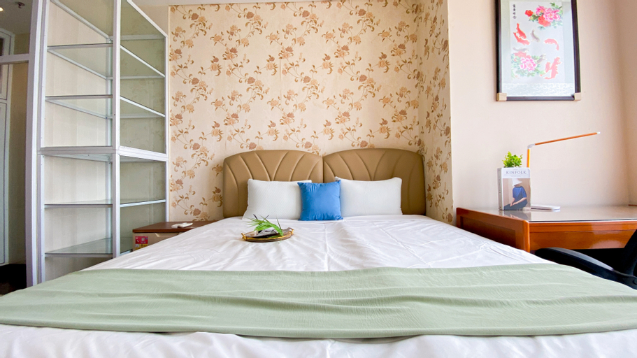 Modern Look 2BR at Lucky Tower Residence Apartment By Travelio, West Jakarta