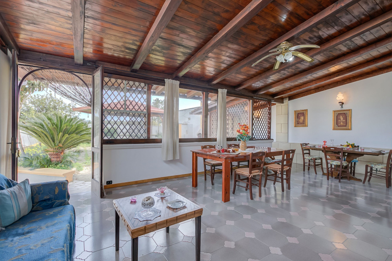 Room 3, Villa Oasi al Mare Near the sea With Pool, Lecce