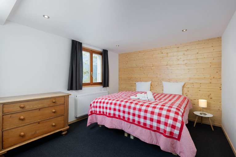 Others 4, Chalet Nicolas, Martigny