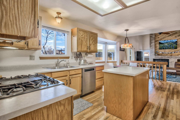 Others 5, 4BR Spacious & Comfortable Mid-term & Corporate Rental, El Paso