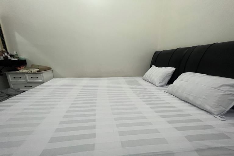 Bedroom 2, Hotel O Anda Kost 2 Near Lapangan Syech Yusuf Discovery, Gowa