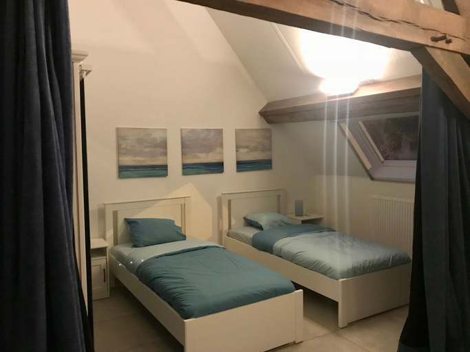 Bedroom 3, Cense de Lalouette, Hainaut
