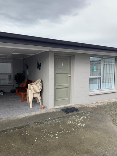 Others 2, Kingswood Motel, Waimate