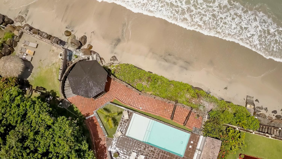 Food & Drinks, La Sirene du Diamant, villa de luxe sur la plage,18 personnes, Le Diamant