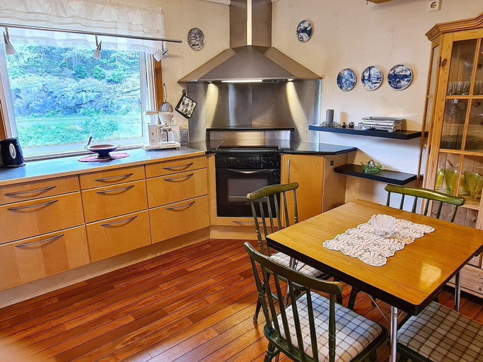 Others 5, 10 Person Holiday Home in Staubø, Arendal