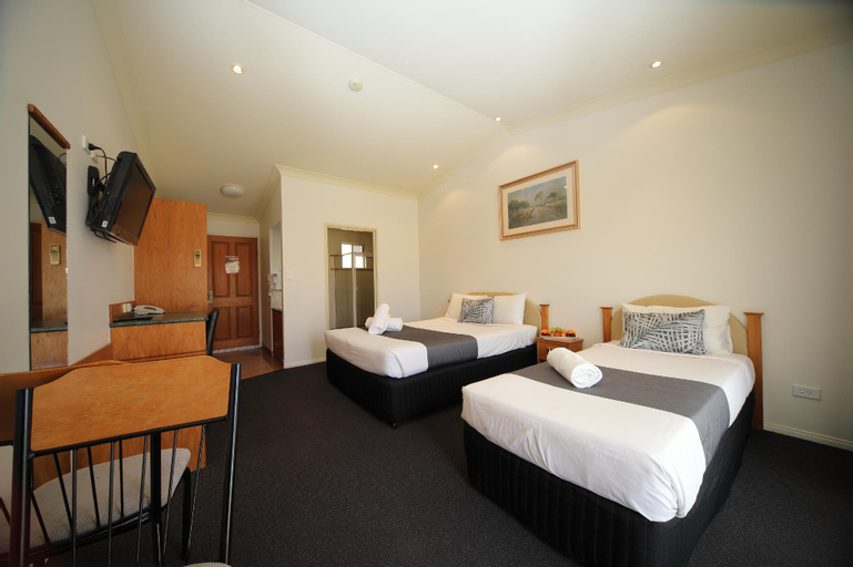 Bedroom 5