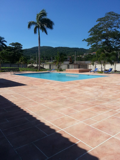 Sport & Beauty, The Royal Escape Home