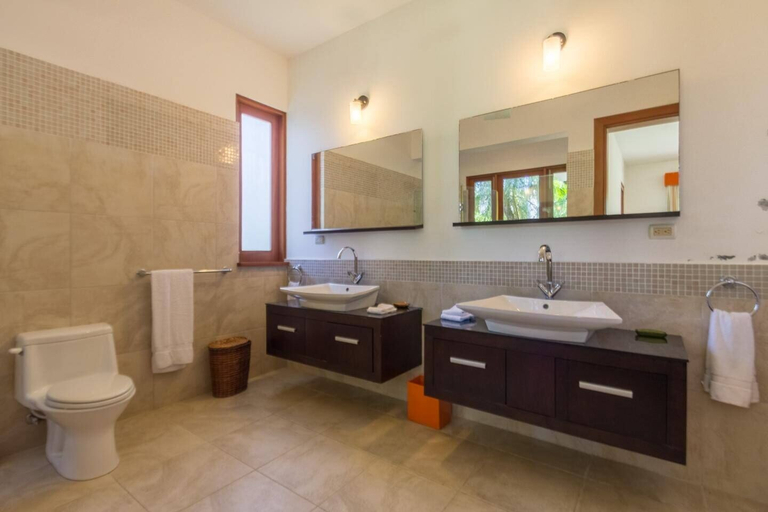 Bathroom 4, Villa Moderne Luxury Caribbean Villa Rental, Sosua