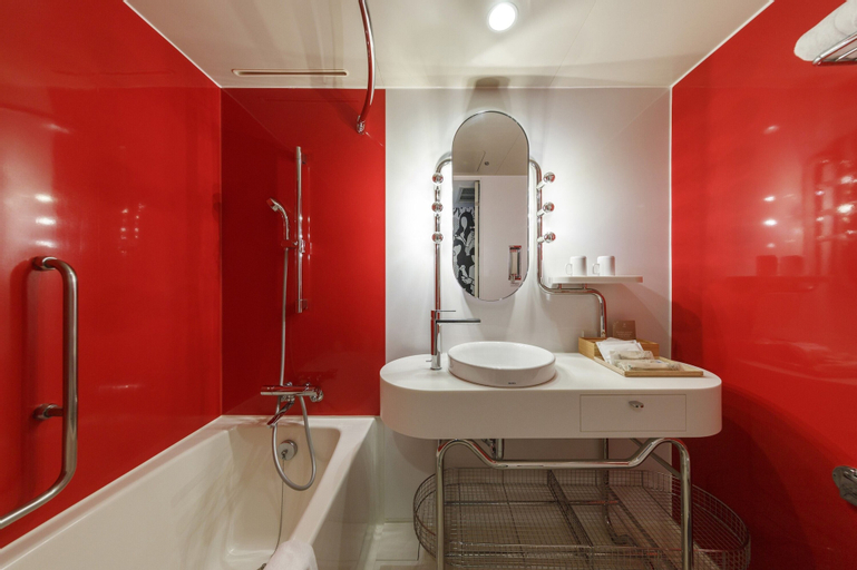 Bathroom 20