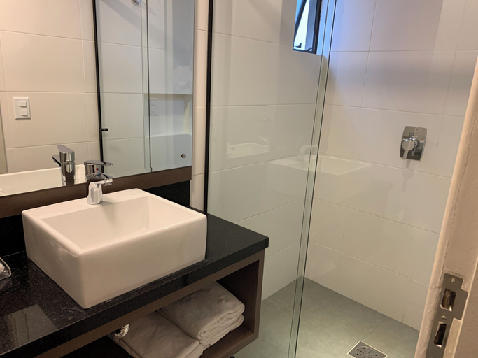 Bathroom 5, Farol da Ilha Hotel, Florianopolis