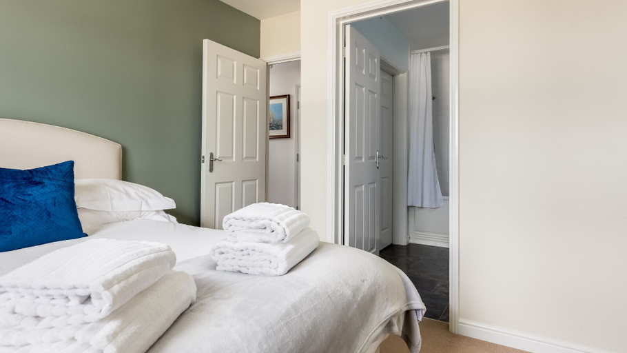 Bedroom 4, Harbour View, Poole
