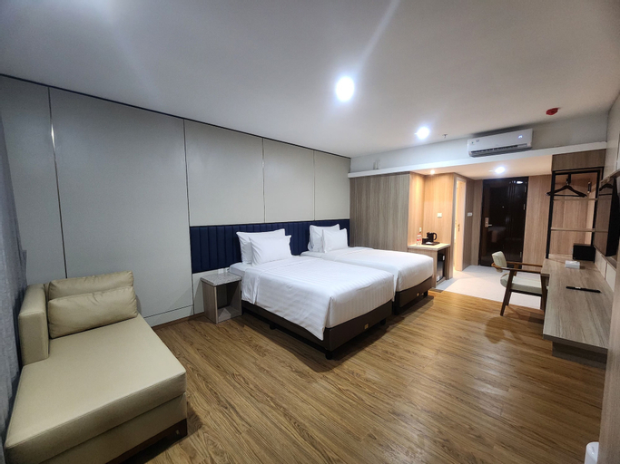 Bedroom 14