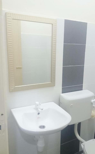 CASA ADELIA HOMESTAY KEMAMAN, Kemaman