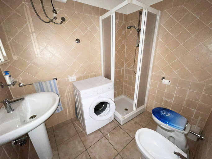Bathroom, Affittimoderni Valledoria Sunshine, Sassari