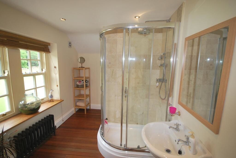Bathroom 3, The Apartment Finchale Abbey, Durham