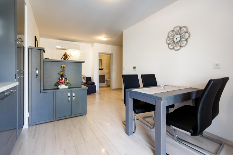 Others 4, Villa Aria 1, Malinska-Dubašnica