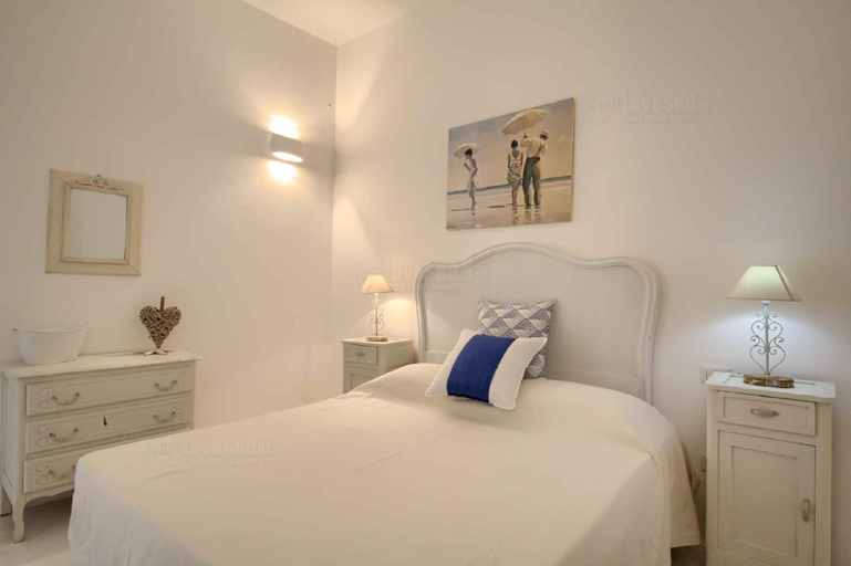 Bedroom 4, Deluxe Tangerine Court, Lecce