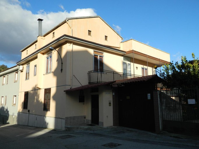 Others 5, B&B SAN PIO, Salerno