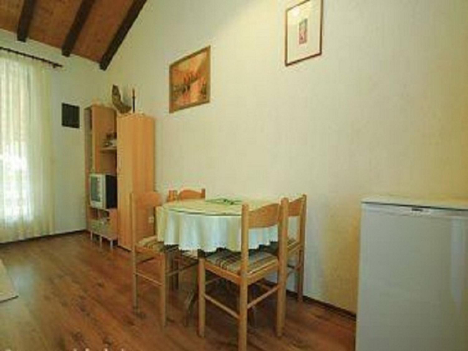 Facilities 5, Apartment Dady with a large covered terrace, Fažana