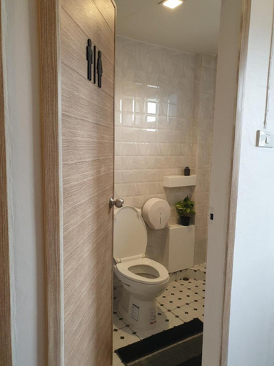 Bathroom 4, Lemonap Hostel, Muang Chiang Mai