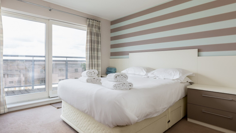 Bedroom 2, Harbour View, Poole