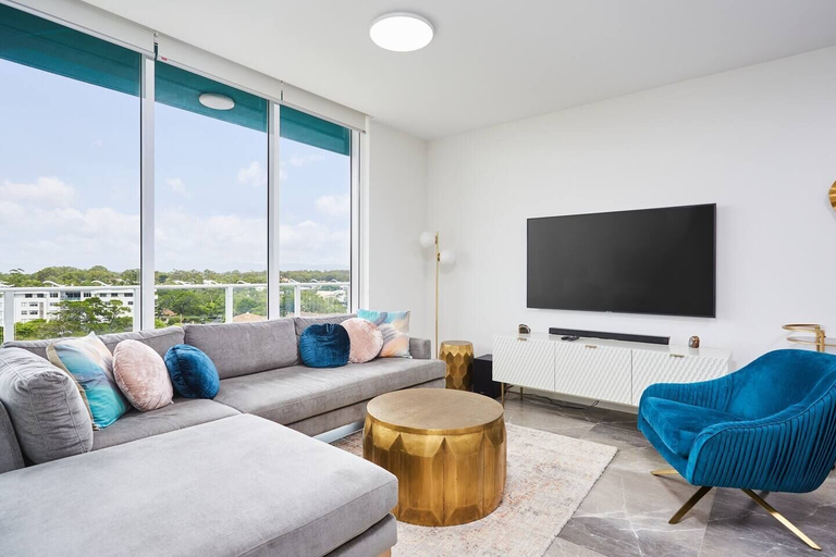 Others 4, Luxurious 2bed 2bath APT With Parking@southport, Gold Coast