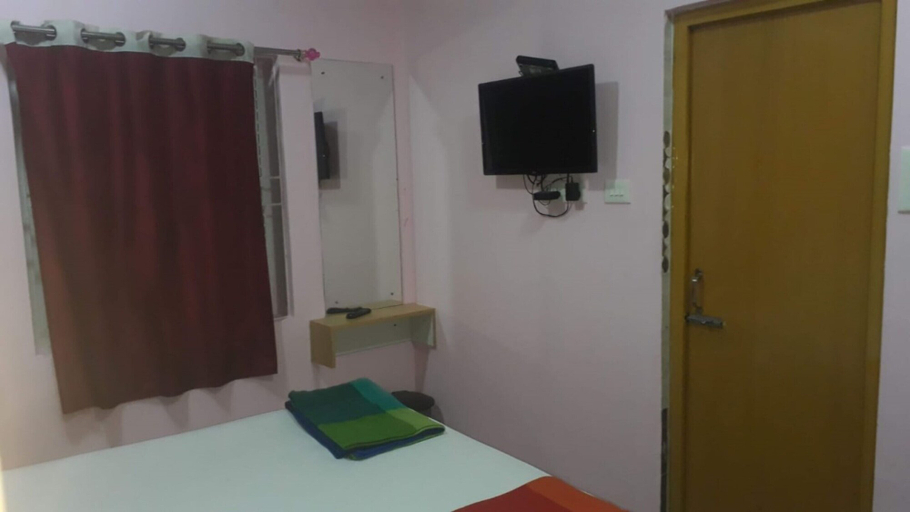 Bedroom 3, Goroomgo Royal Inn Bhubaneswar, Khordha