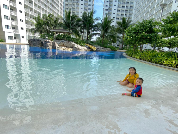 Others 2, Santiorini at Shore Residences, Pasay City