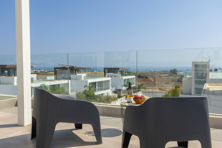 Room 5, Protaras Bay View Villa 11
