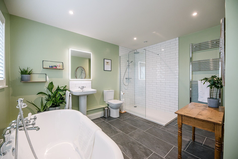 Bathroom 3, Festival House, Snape, Suffolk