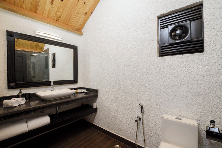Bathroom 4, White woods Resort & Spa, North Goa