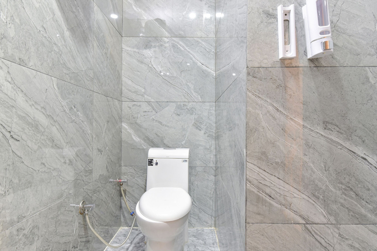 Bathroom, FabHotel Dhruv Nanda, Hardwar