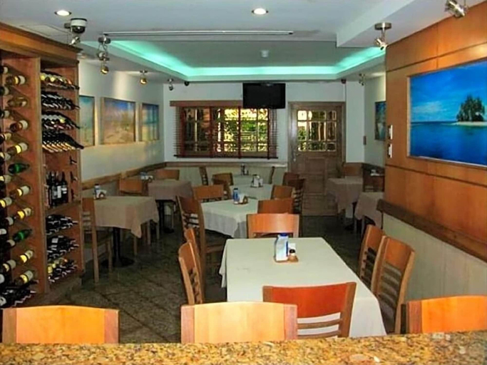 Food & Drinks, POSADA LA PARADA, Vargas