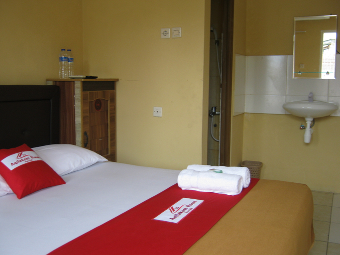 Bedroom 3, Aqilakost n Cafe Gadog Puncak, Bogor