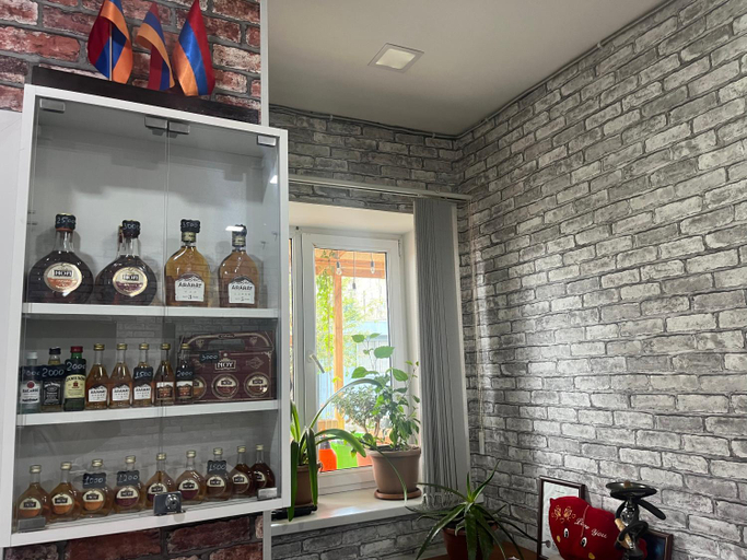 Food & Drinks 5, Lake Sevan HOSTEL