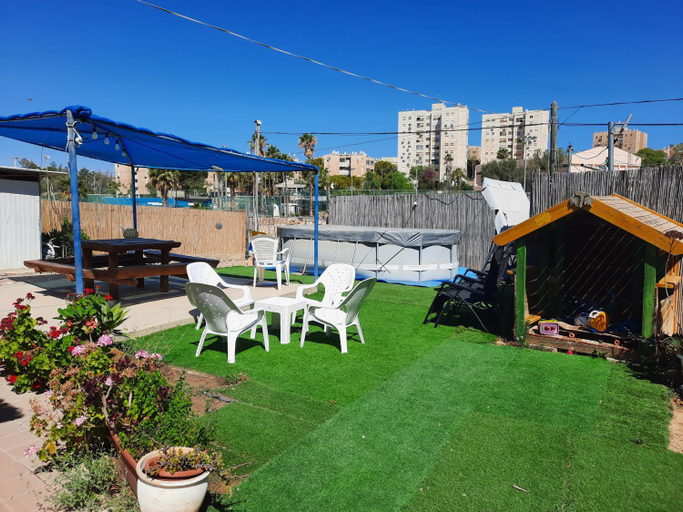 Others 2, Akhva Accommodation Unit-אחווה יחידת אירוח