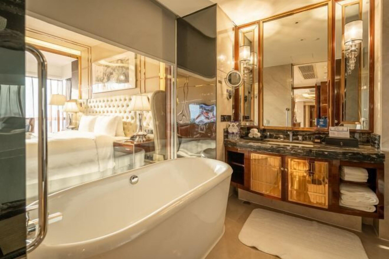 Bathroom 17