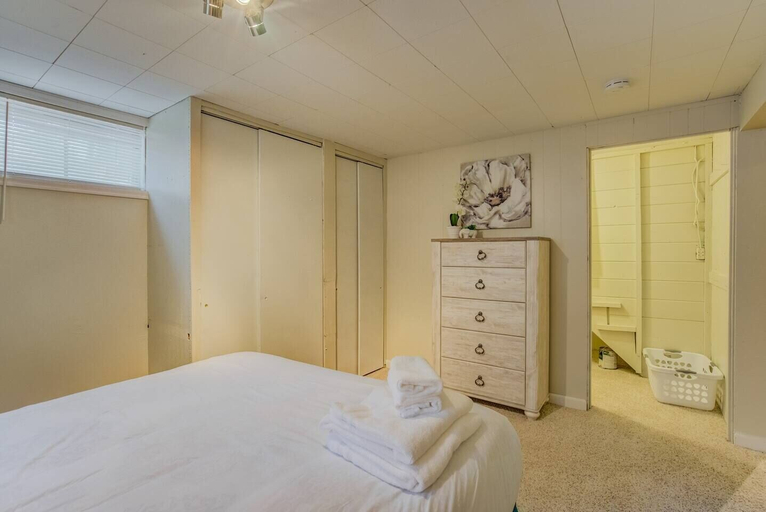 Bedroom 3, 3brdowntownwalk to Restaurants & Bars W/fire pit, El Paso