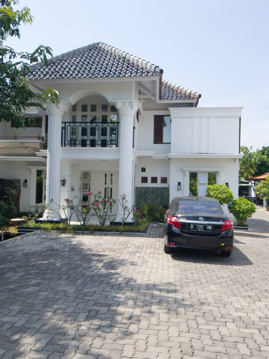 Aldila Resort by Pillow, Kendal