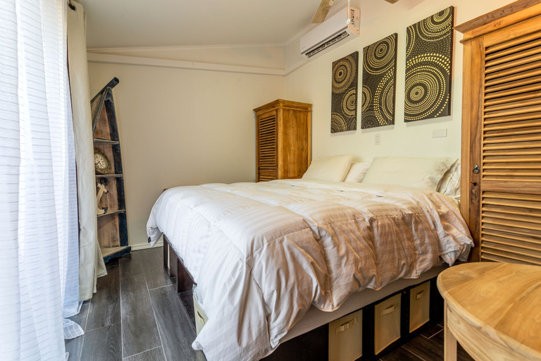 Bedroom 2, Apartment With Charming Patio+ BBQ Near Beach! Free Util's