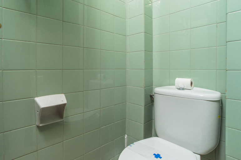Bathroom 3, Y-4 Calella DE Palafrugell 3 PAX, Girona