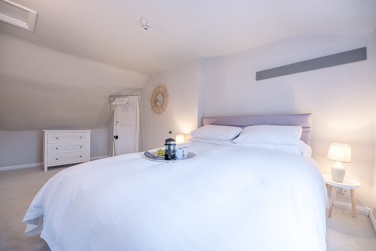 Bedroom 3, 6a Market Hill, Woodbridge, Suffolk