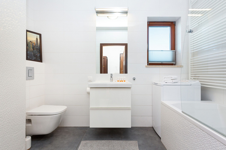 Bathroom 4, Apartment Kijowska Warsaw by Renters, Warsaw