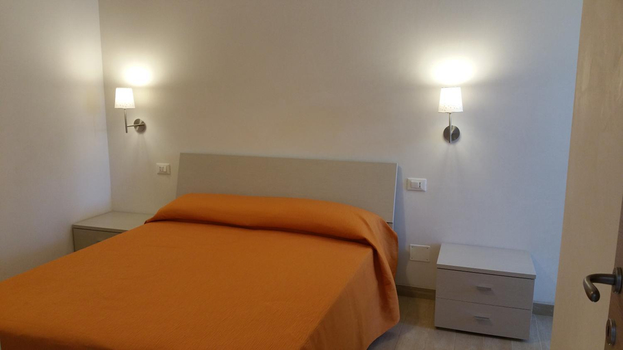 Others 5, I Gerani, Foggia